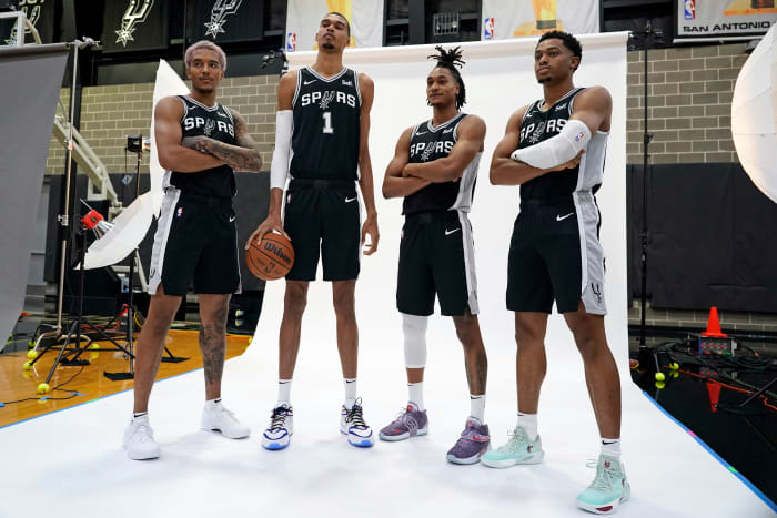 Jeremy Sochan, Victor Wembanyama, Devin Vassell, Keldon Johnson
